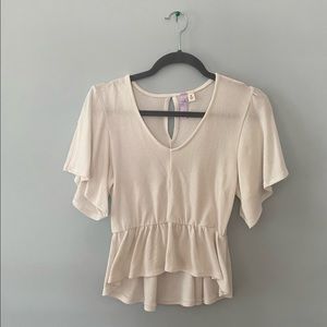 White short sleeve top